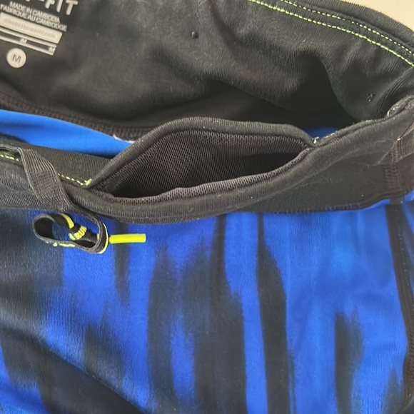 Nike Dri-Fit Leggings-Size Medium - Picture 5 of 9